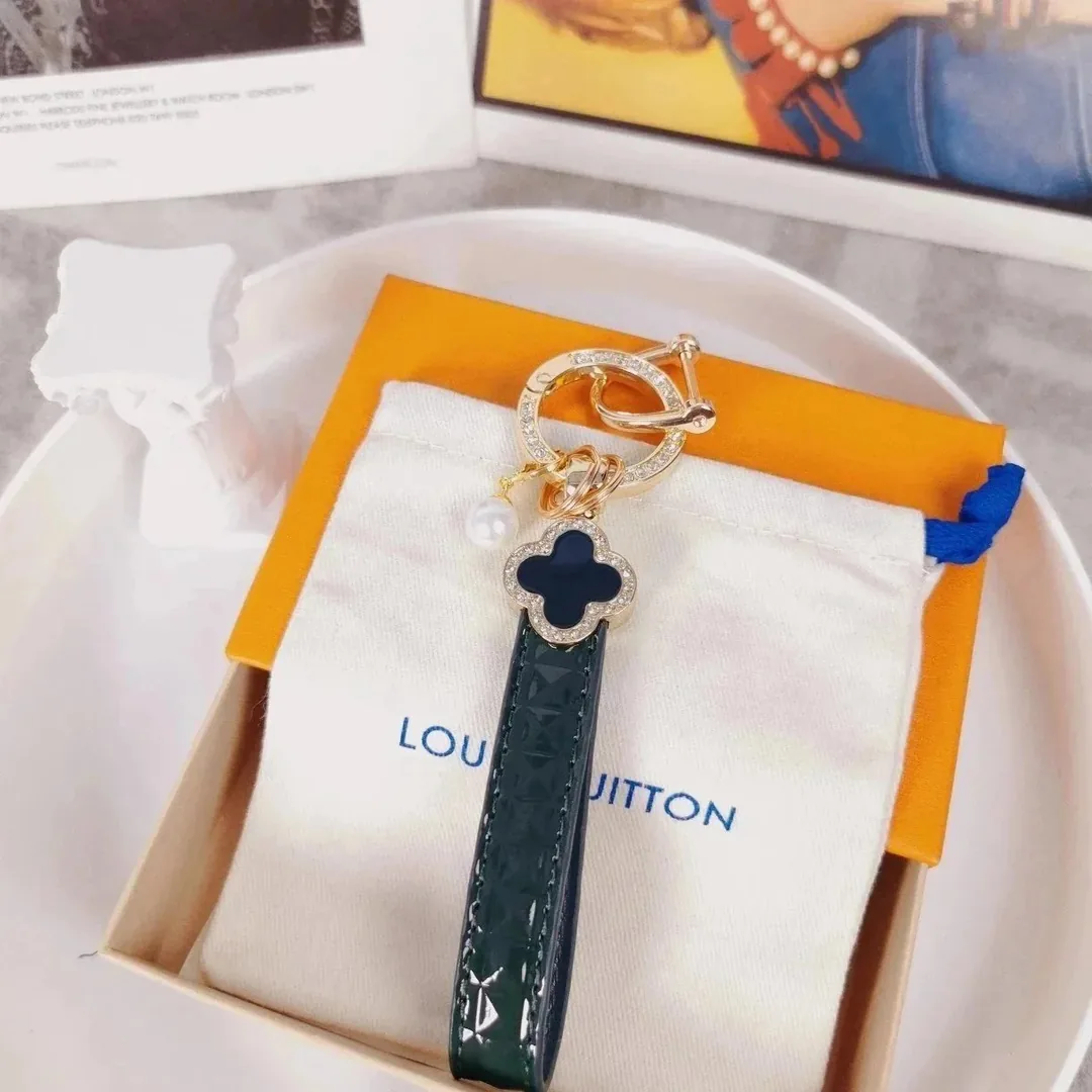 Assorted Jewelry Piece — QC