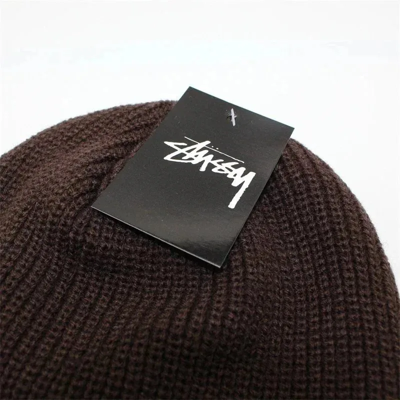 Script Logo Embroidered Beanie — Photo 4