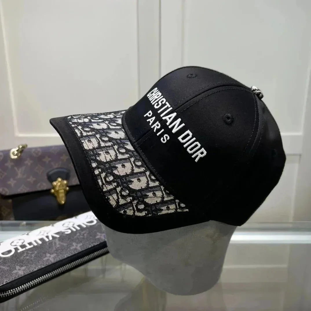 Accessory — Photo 9