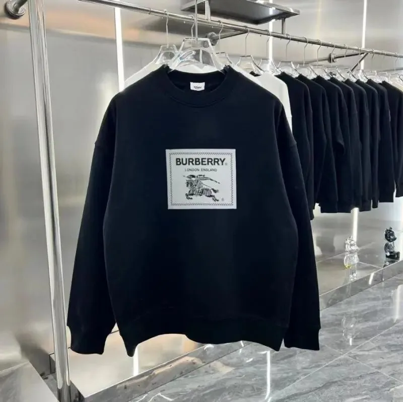 Streetwear Sweatshirt — Photo 7