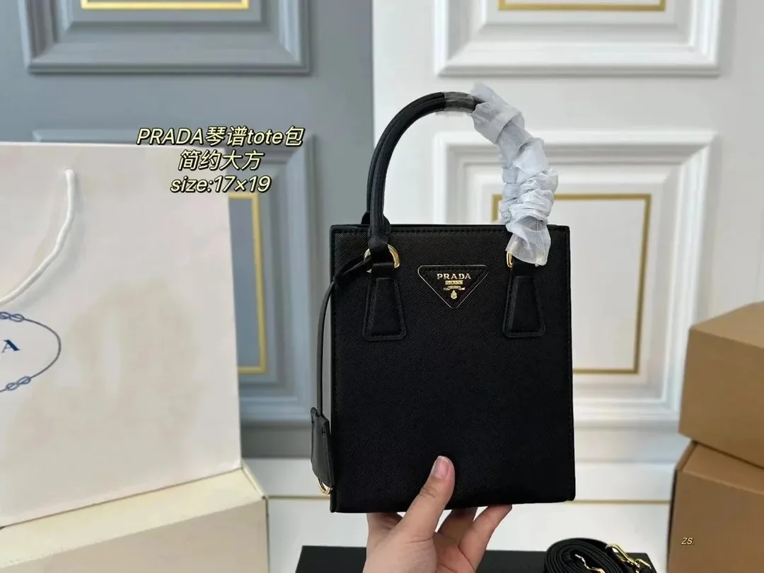 Crossbody Bag — Photo 6