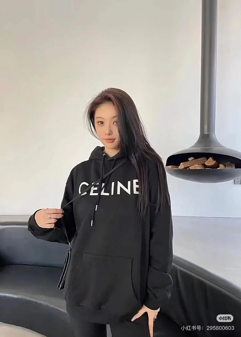 Heavyweight Cotton Pullover Hoodie — photo 9