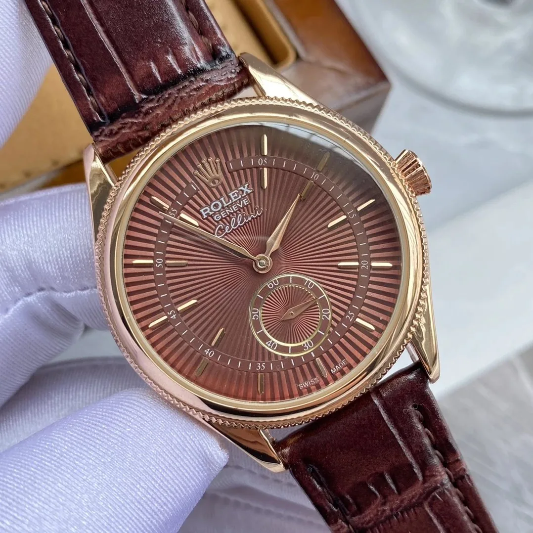 Automatic Movement Watch — Photo 6