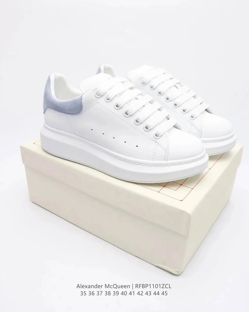 Alexander McQueen Oversized Sneaker White Trainers — Photo 11