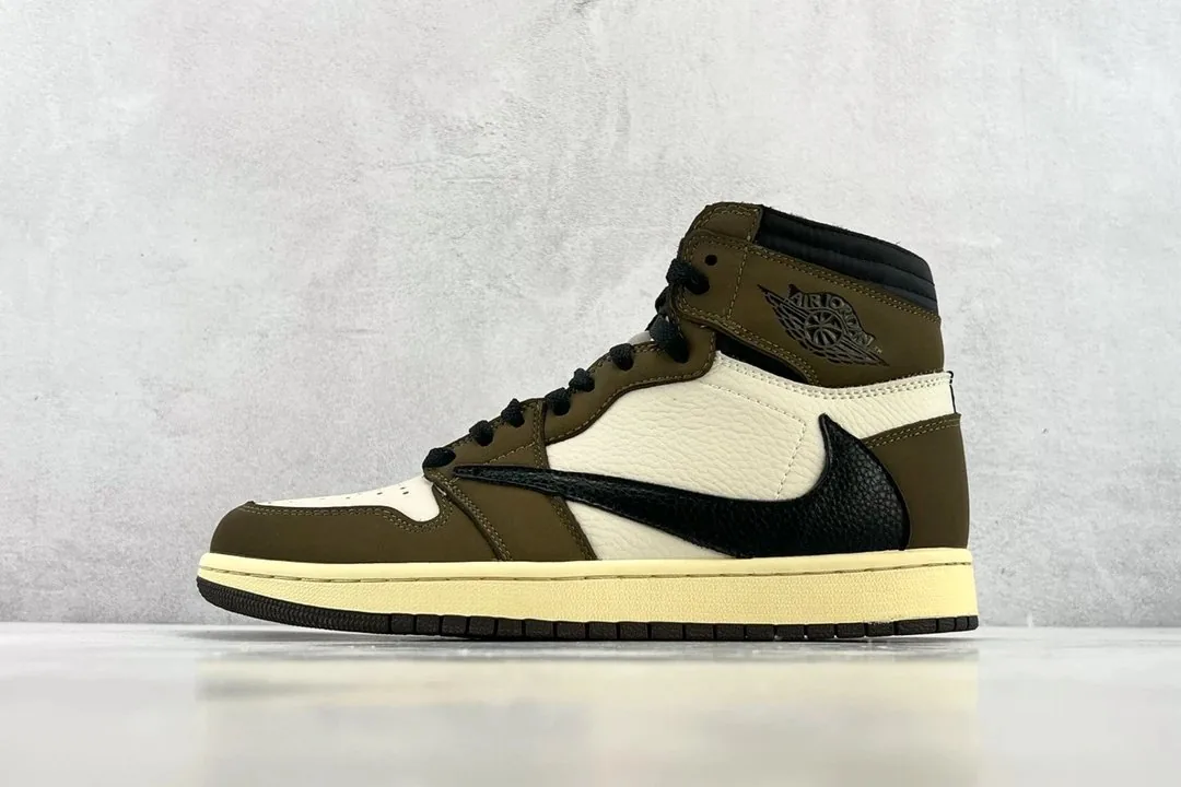 Travis Scott Air Jordan 1 High — QC