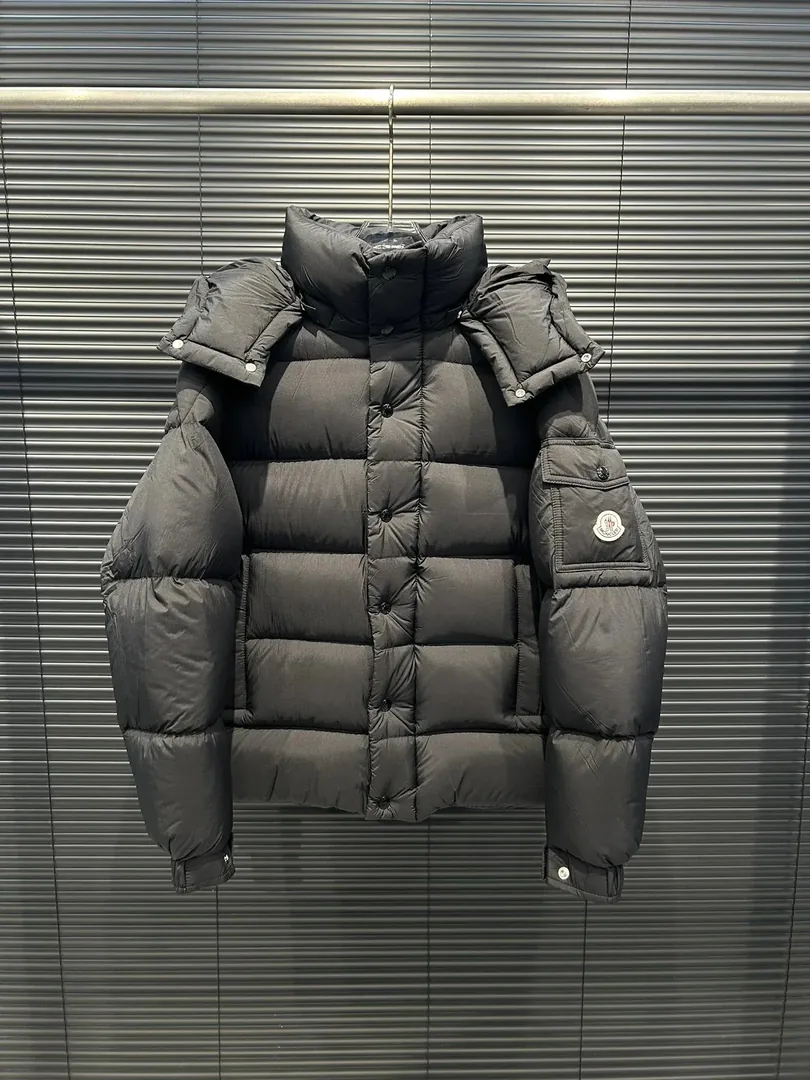 Down Jacket — Photo 15