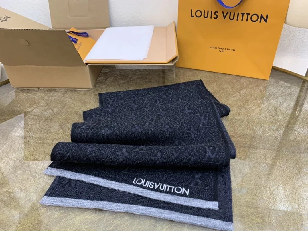 Wool Monogram Eclipse Scarf — QC