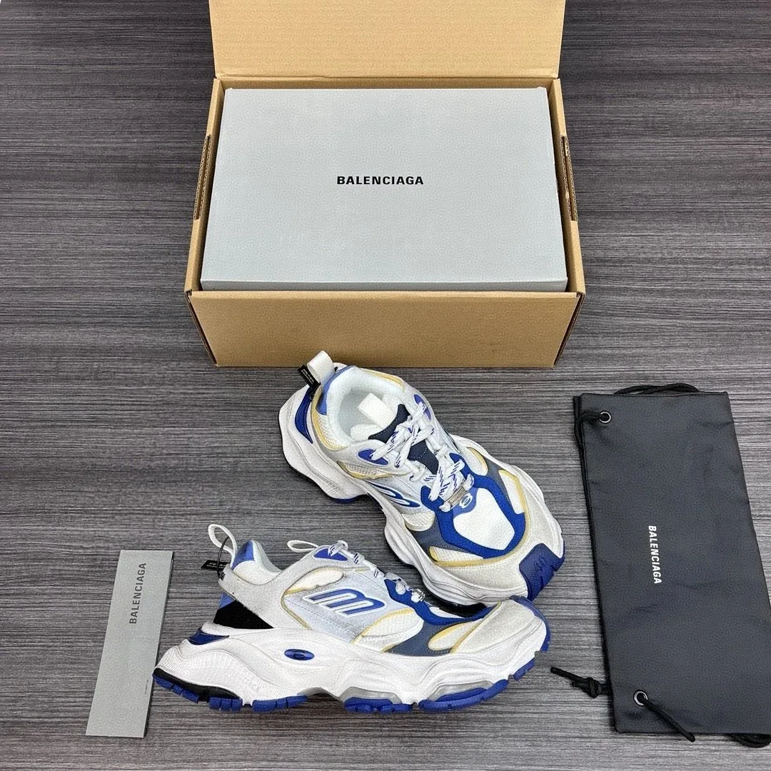 Balenciaga Cargo Sneaker Black Bigfoot Chunky Sneakers — Photo 2