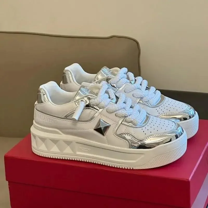 Valentino One Stud White Basic Trainers — photo 11