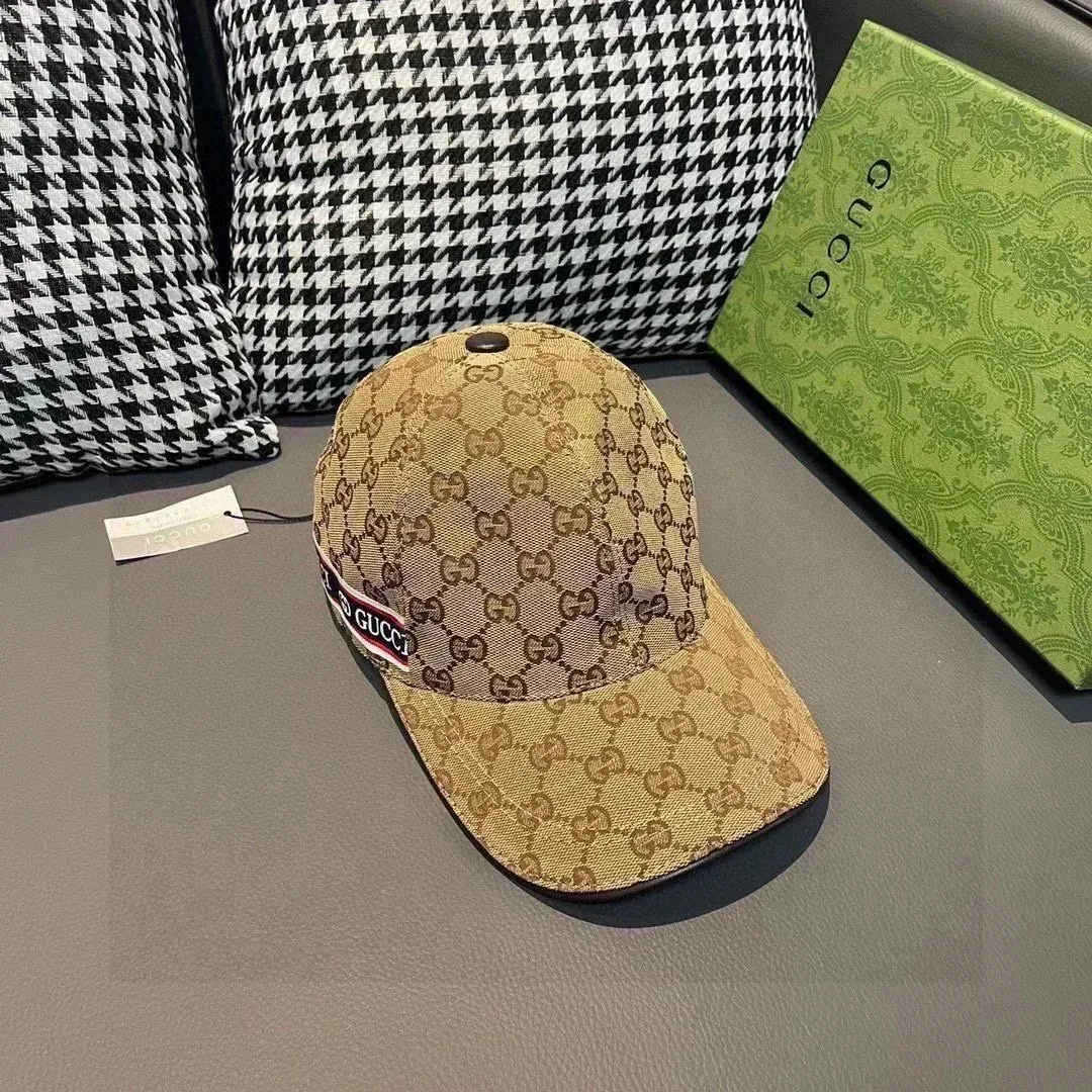 Gucci Accessory — Photo 14