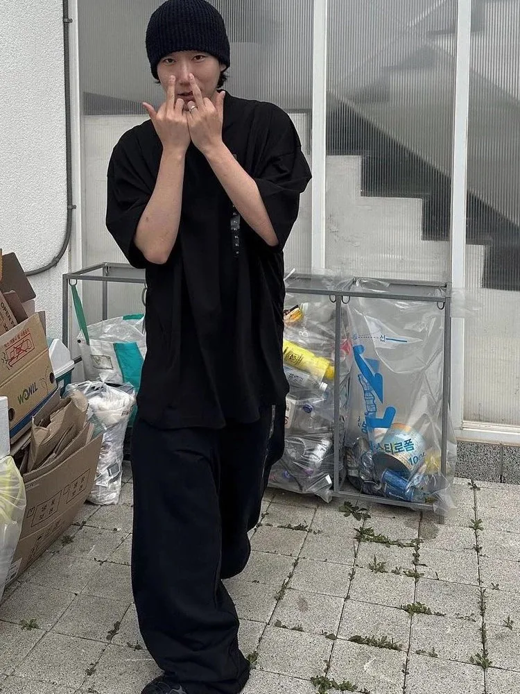 Balenciaga Oversized Print T-Shirt — Photo 14