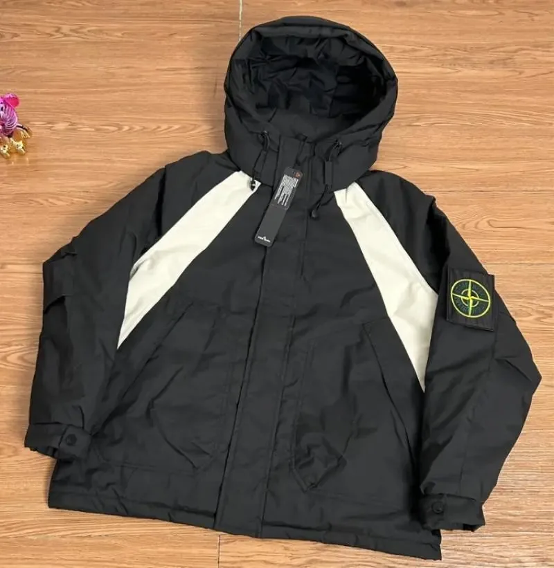 Stone Island Hooded Field Jacket — Photo 10