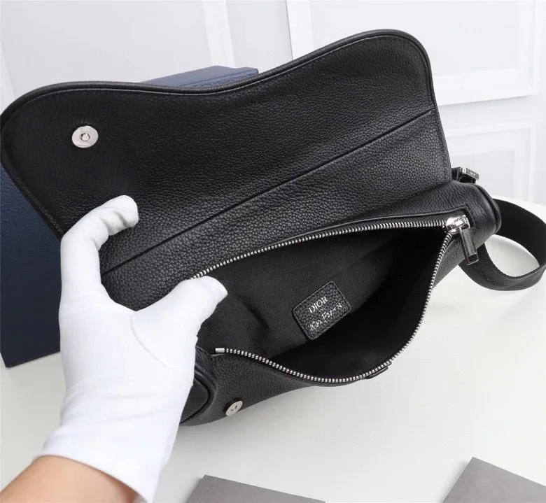 Dior Saddle Grained Leather Crossbody Bag — QC