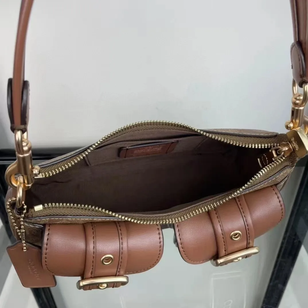 Coach Ashton Bucket Bag — Zdjęcie 4