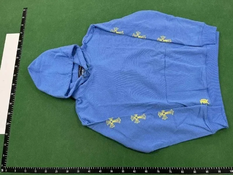 Hooded Sweatshirt — Zdjęcie 4