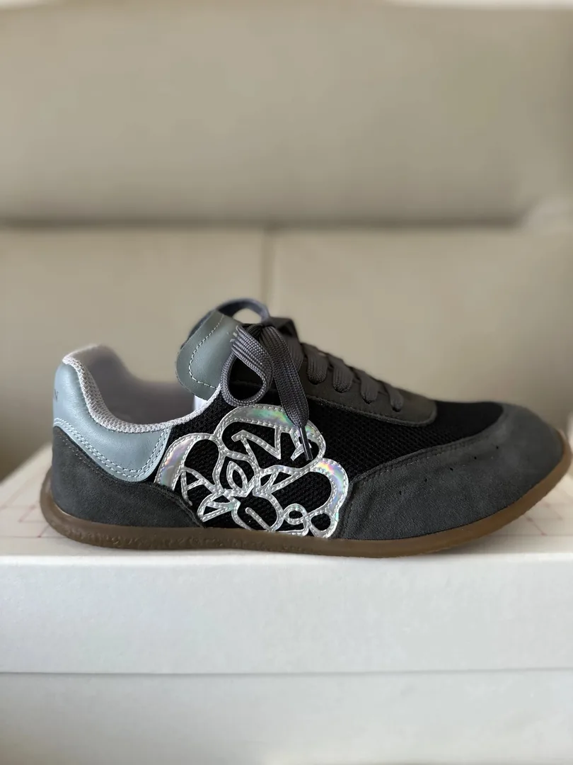 Alexander McQueen Grey Knit Athletic Sneakers — Photo 5