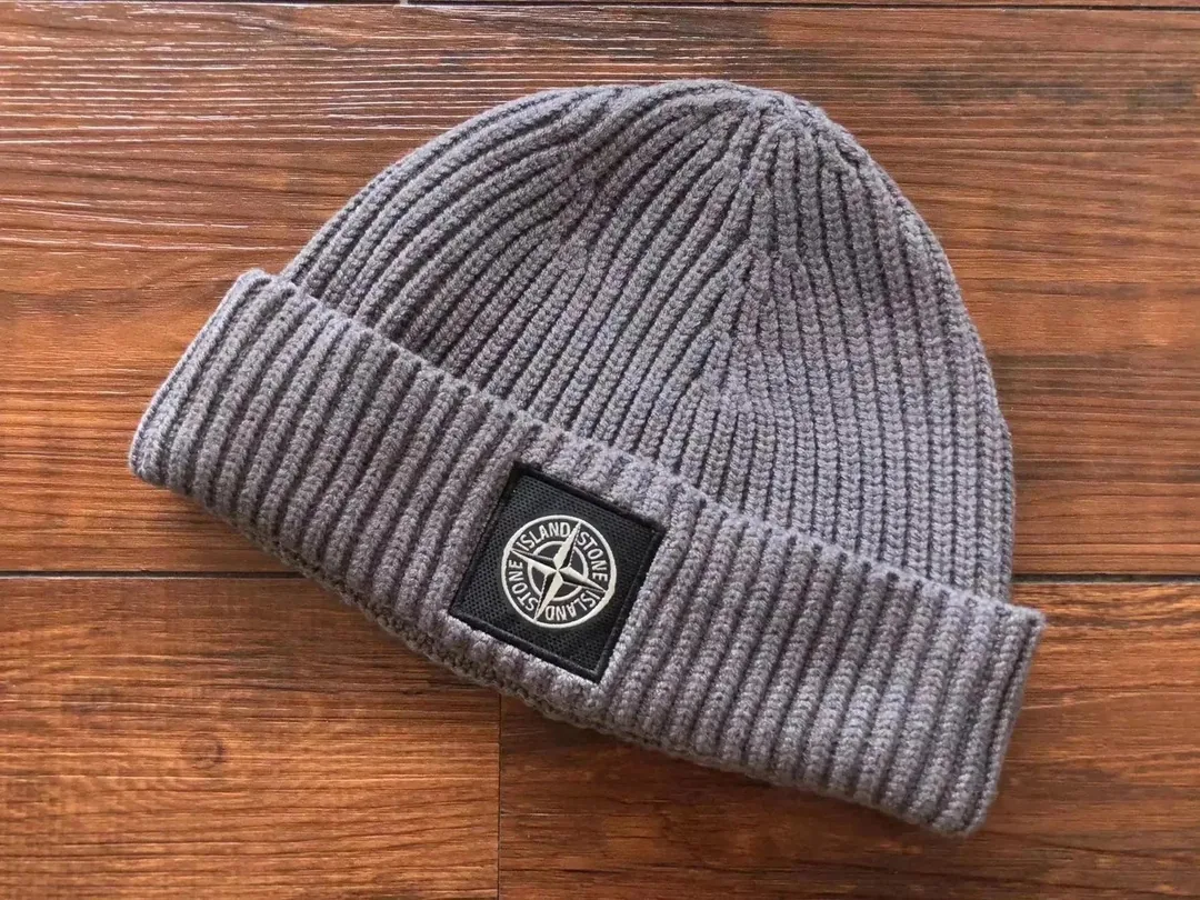 Stone Island Compass Badge Bucket Hat — QC