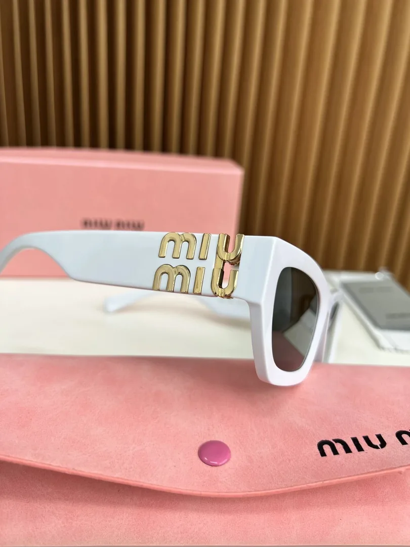 Miu Miu Jacket — Photo 10