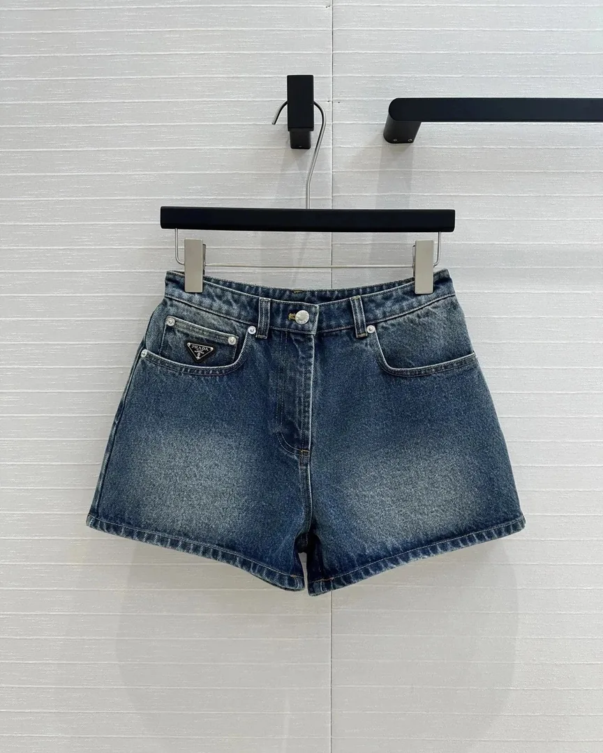 Summer Shorts — Photo 8