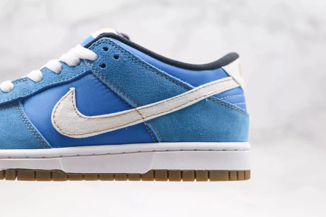 Nike SB Dunk Low Blue Chun-Li Print Sneakers — QC
