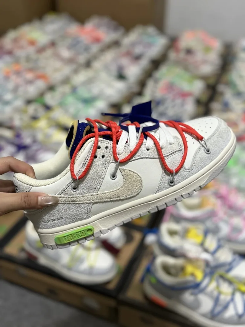 Off-White Low The 50 Sneakers — Photo 8