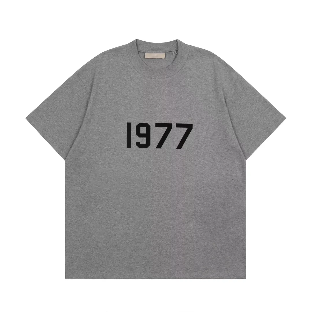 T-Shirt — Photo 3