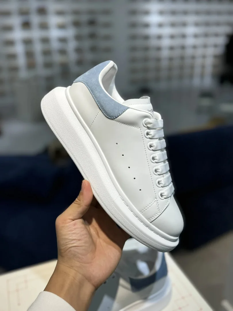 Alexander McQueen Oversized Sneaker White Black Platform Sneakers — Photo 3