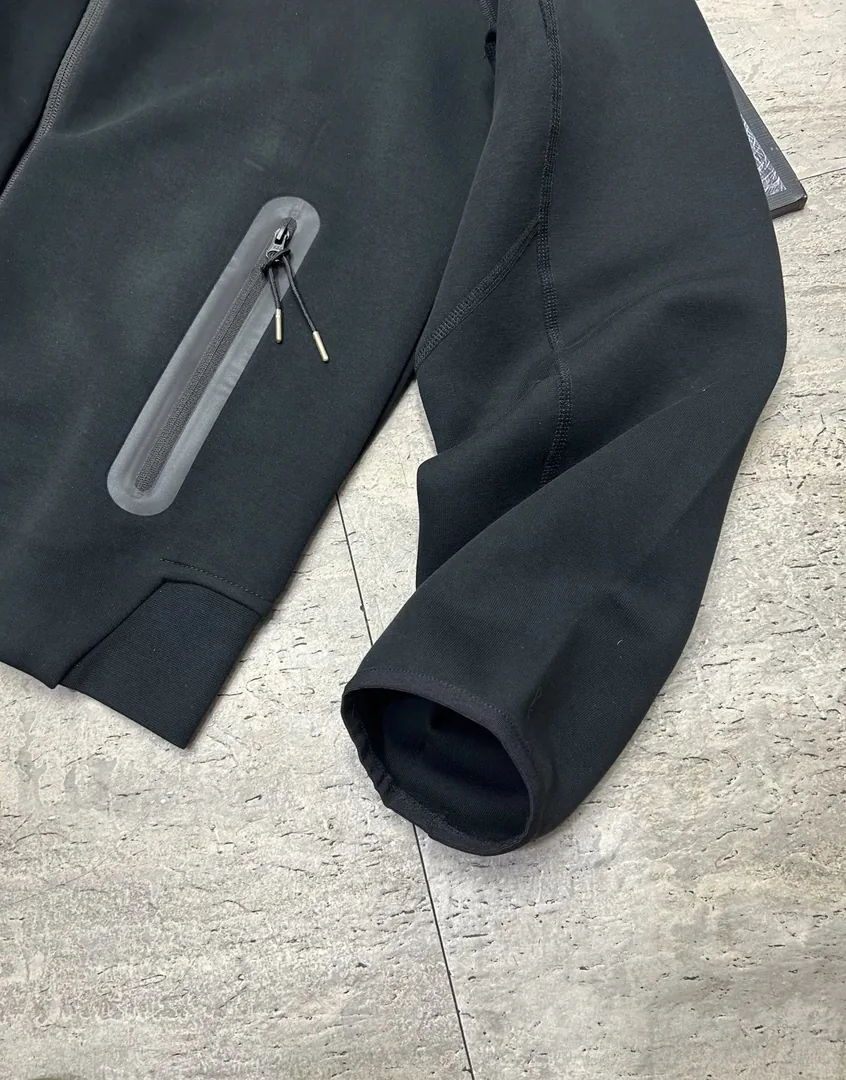 Nike Tech Fleece Windrunner Jacket — Photo 4