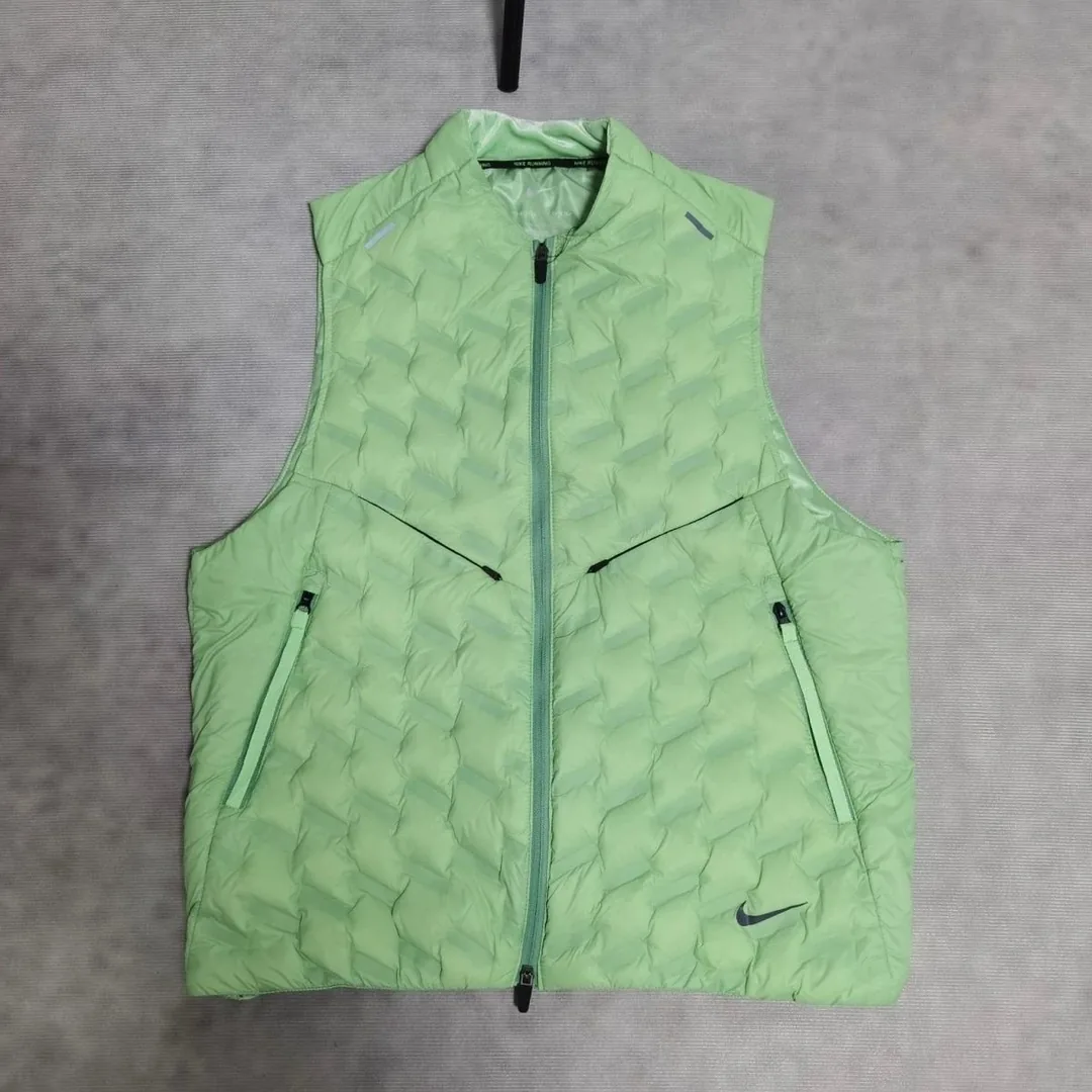 Lightweight Down Vest — photo 4