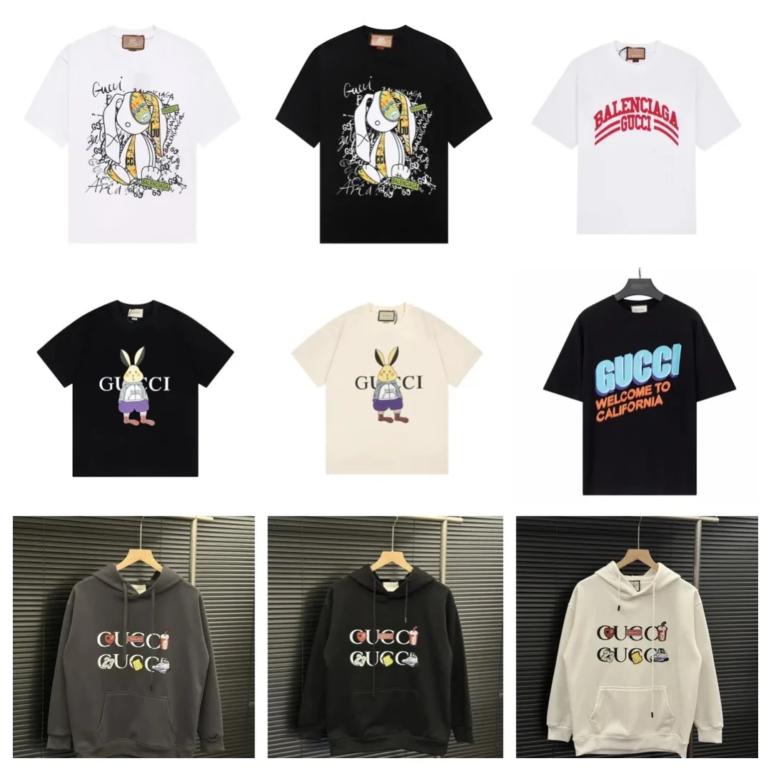 Gucci Graphic Print T-Shirt Collection