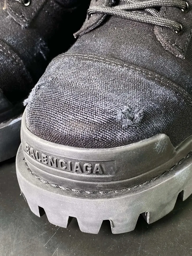Balenciaga Strike Boot White Distressed Platform Boots — photo 9