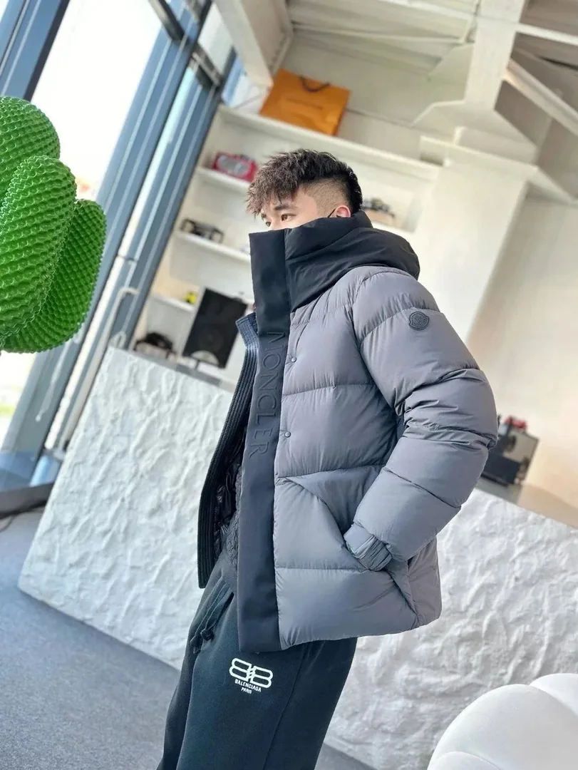 Black Warm Padded Jacket — Photo 8