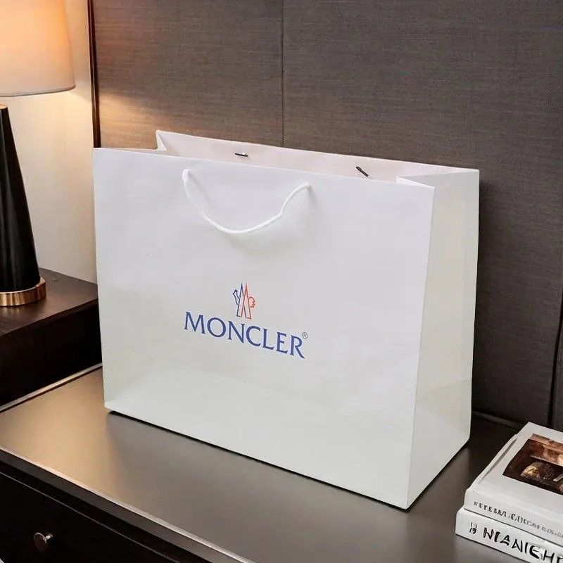 Down Jacket Gift Box Packaging — Photo 13