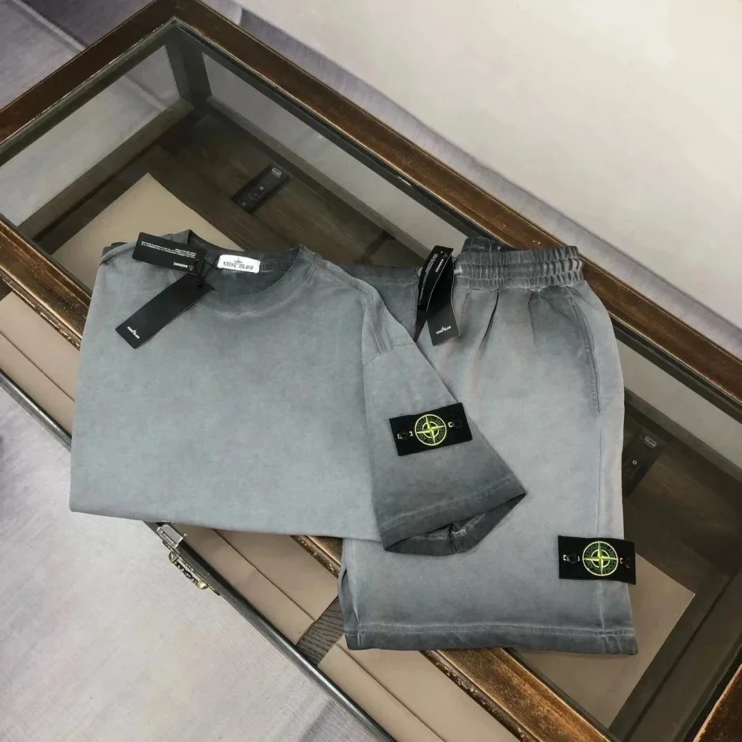 Stone Island Shorts — Photo 5