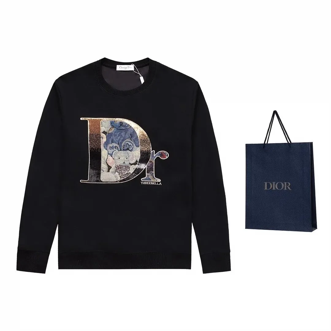 Long-Sleeve Tee — Photo 9