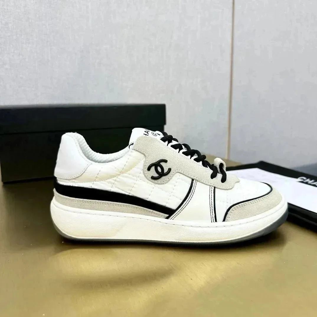 Louis Vuitton LV Archlight White Low-Top Flats — QC