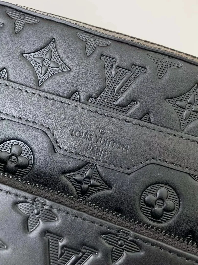 Louis Vuitton Trio Messenger Bag — photo 6