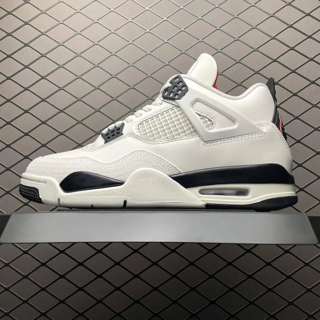 Air Jordan 4 Flight Club