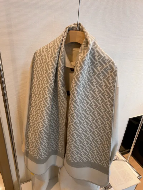 Fendi Scarf — Photo 10