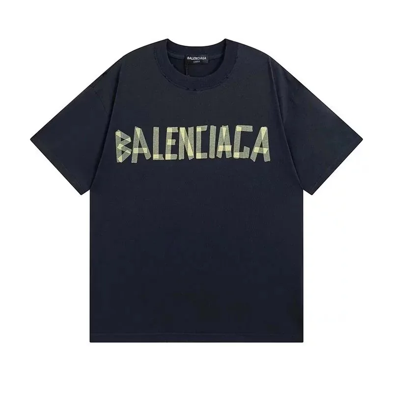 Balenciaga T-Shirt — Photo 3