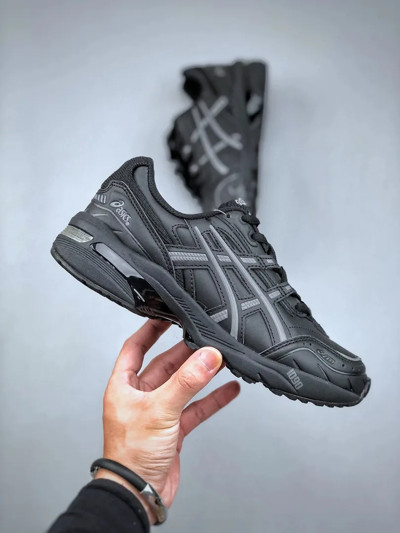 Asics Tiger Gel-1090 Retro Sneakers — Photo 13