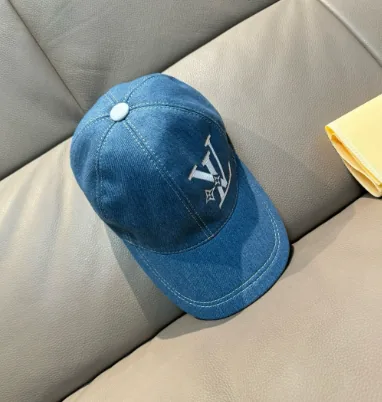 Embroidered Letter Baseball Cap — QC