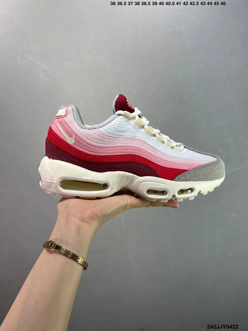 Nike Air Max 95 — photo 8