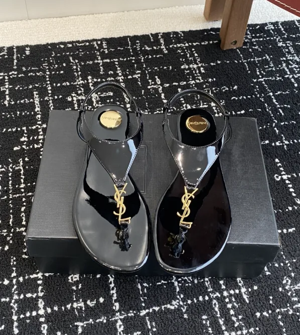 Women's Flat Sandal Slides — QC