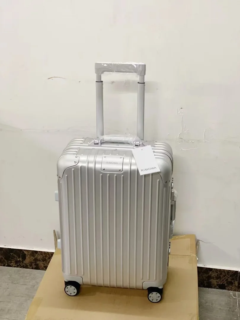 Rimowa Check In Suitcase — photo 6