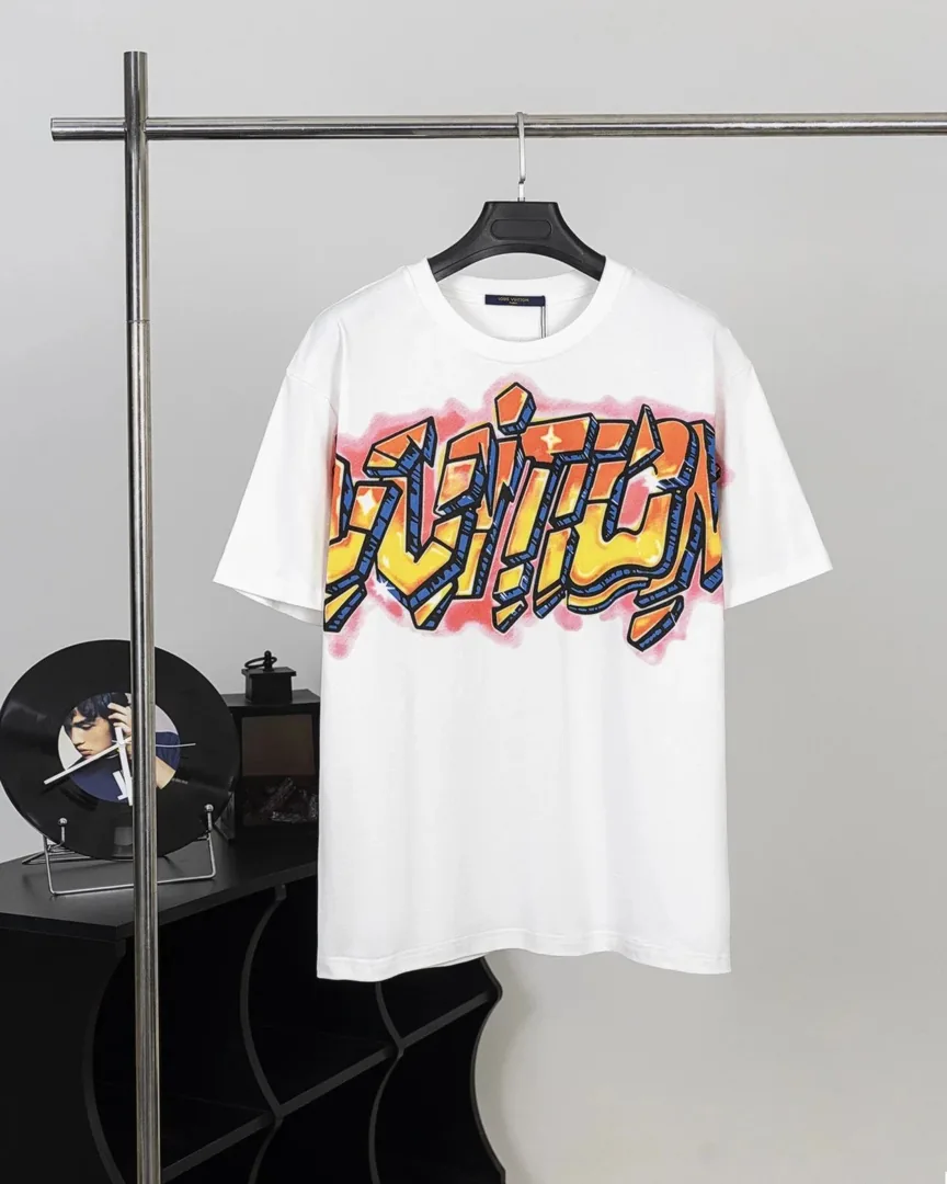 Flame Graffiti Letter Print T-Shirt