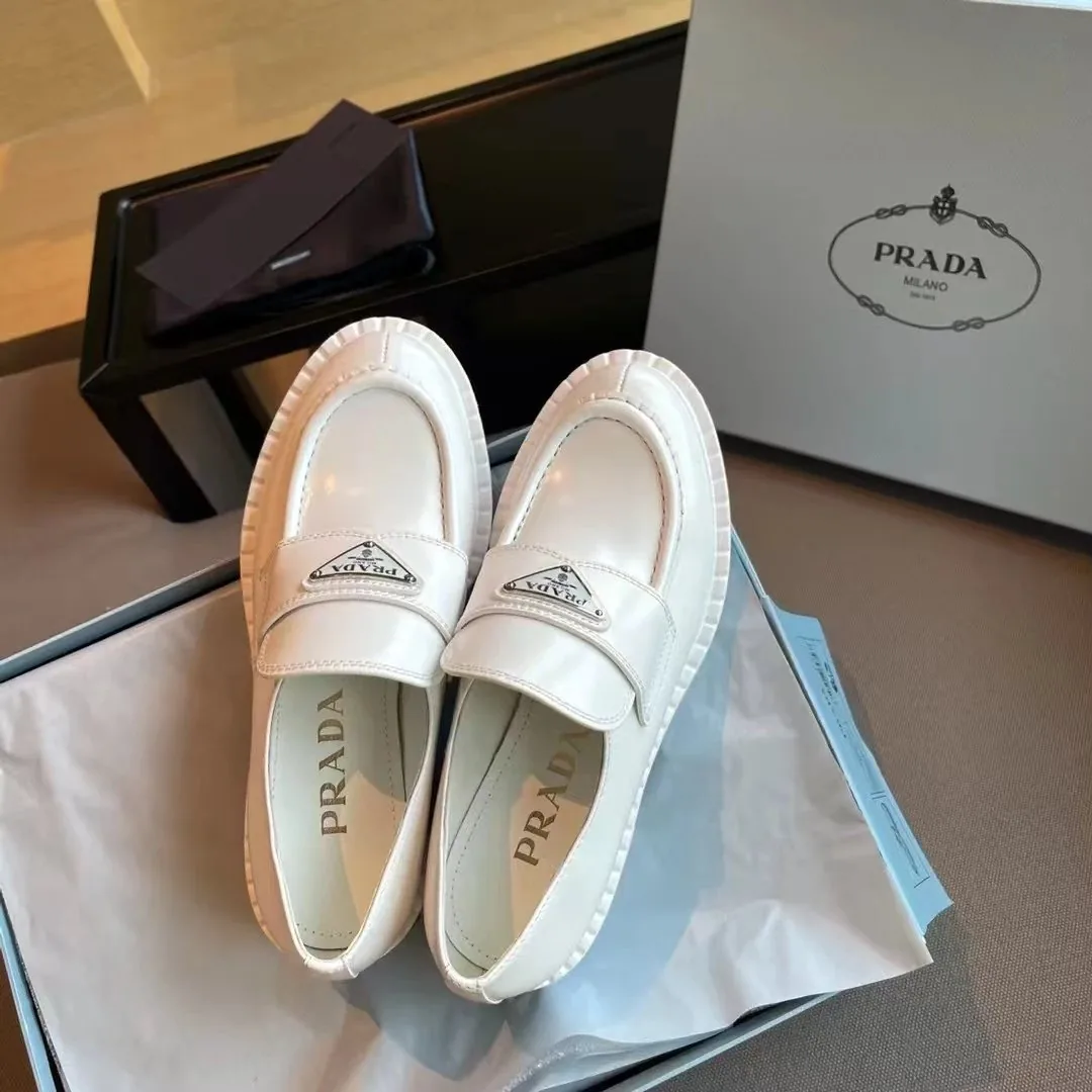 Prada Monolith White Black Leather Sneakers — Photo 13