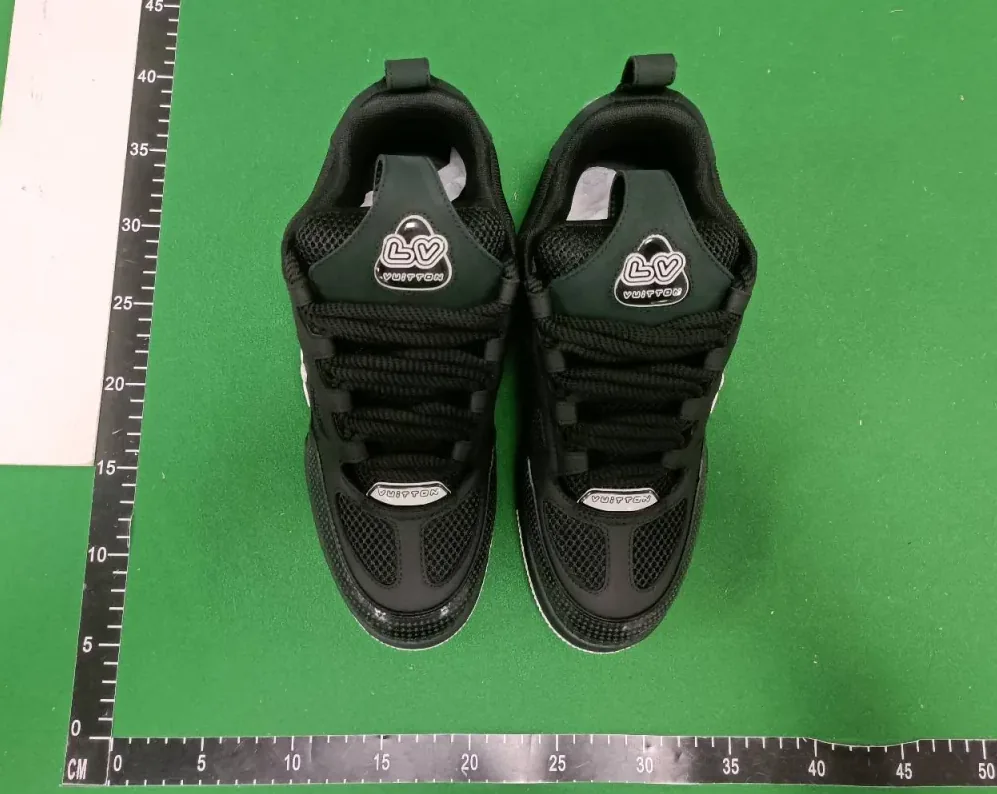 Louis Vuitton LV Skate Sneaker Grey Shoes — photo 12
