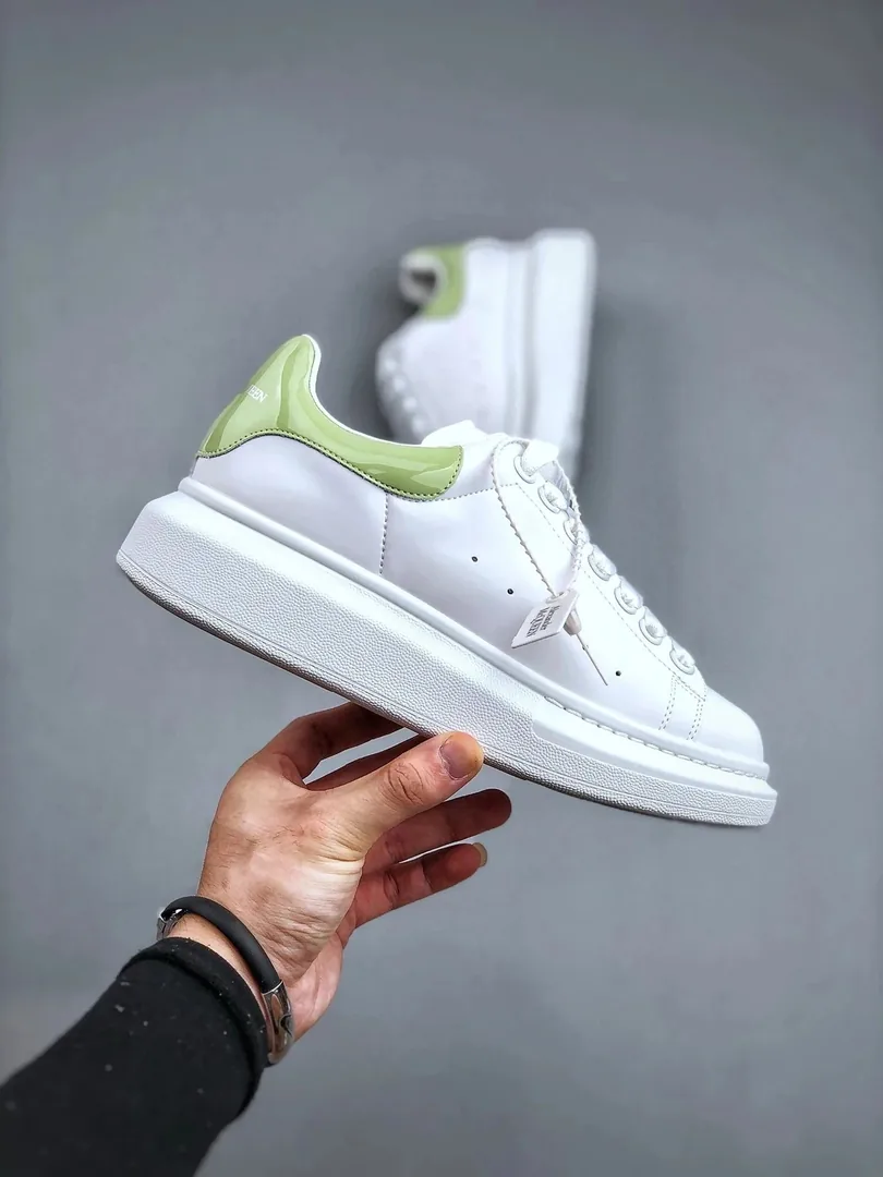 Alexander McQueen Oversized Sneaker White Chunky Trainers — QC