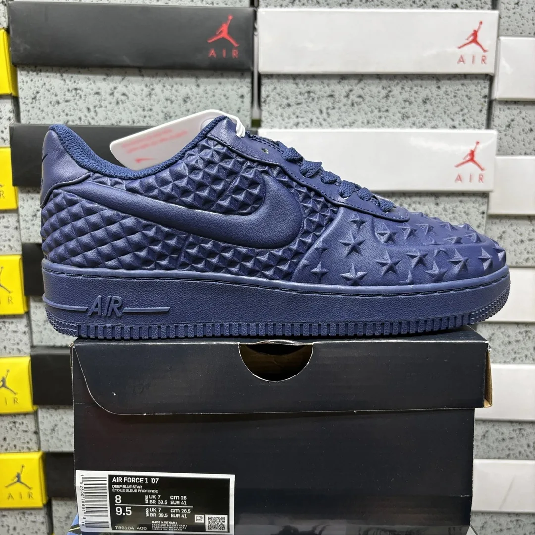 Nike Air Force 1 Beige Low-Top Rope-Lace Shoes — Photo 10